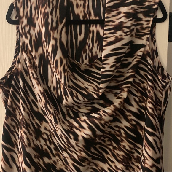 Career blouse by Calvin Klein XL in tans and brown - Picture 6 of 8